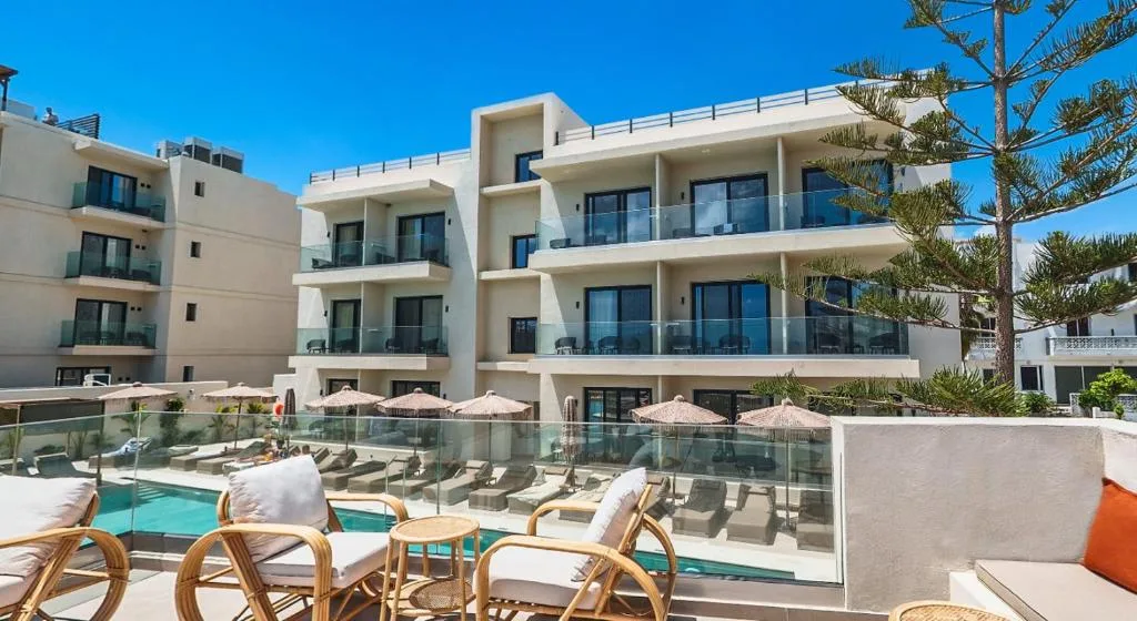Cabana Blu Lifestyle Boutique Hotel & Suites: another view