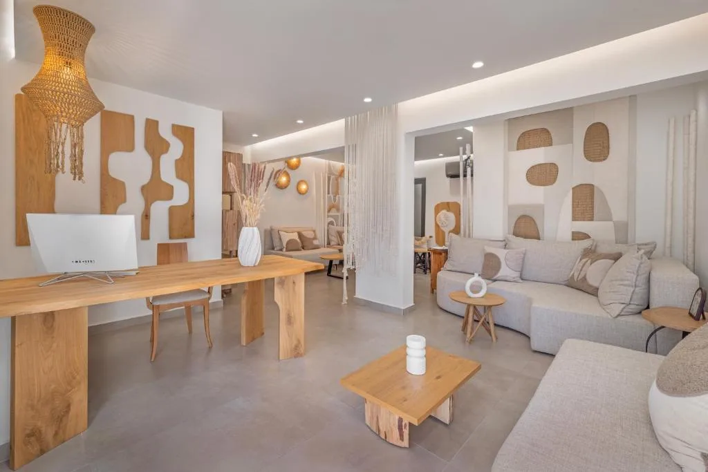 Cabana White Boutique Hotel: another view