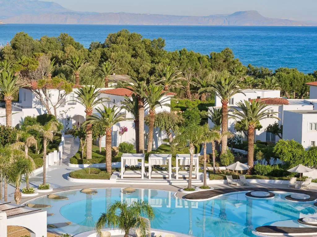 Caramel, A Resort to Live: another view