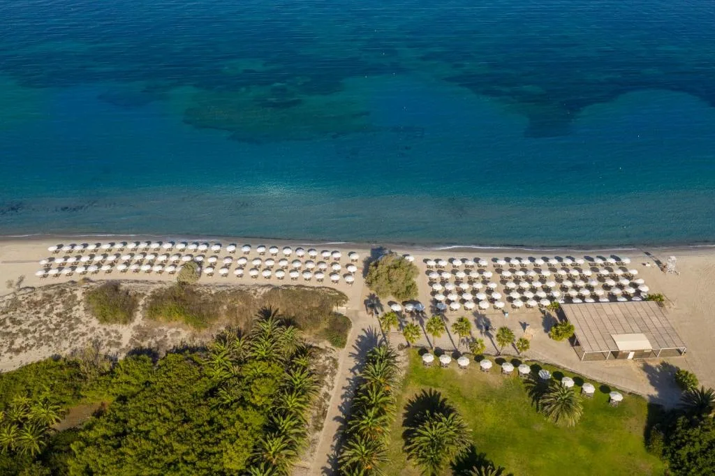 Caravia Beach Hotel