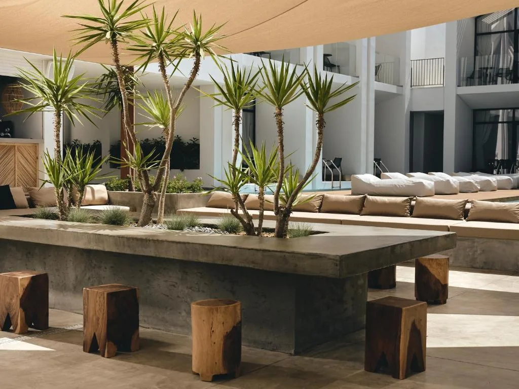 Cavo Vezal Deluxe: another view
