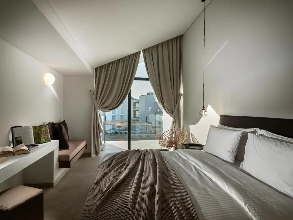 Cavo Vezal Deluxe: another view