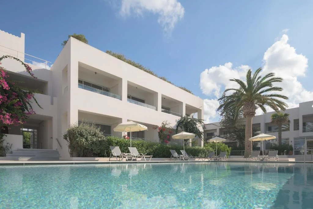 Creta Royal: another view