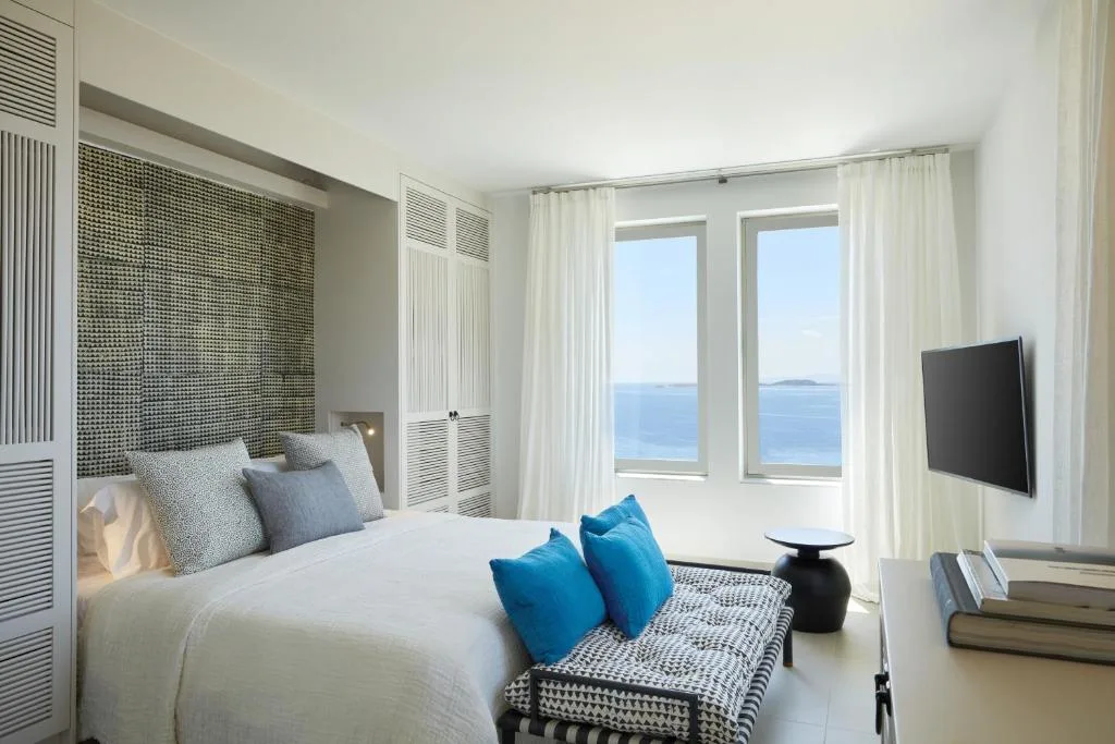 Eagles Villas: another view