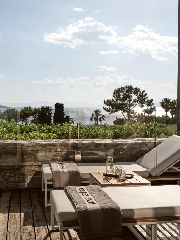 Eagles Villas: another view