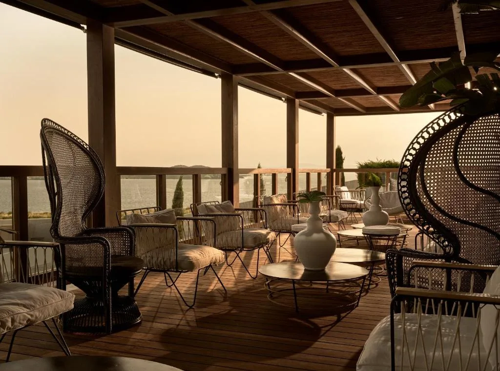 Eagles Villas: another view