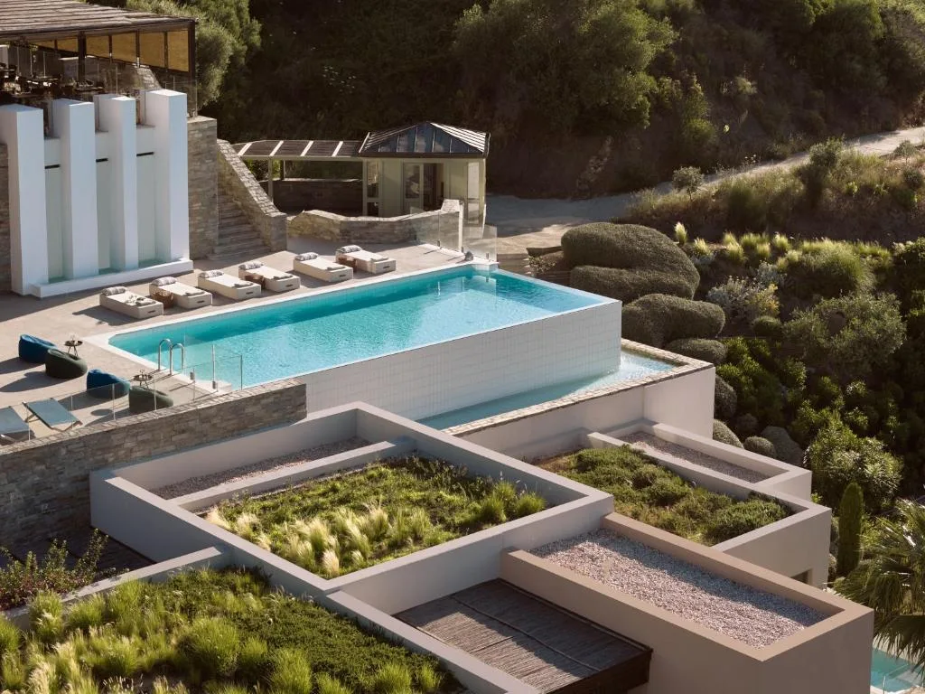 Eagles Villas: another view