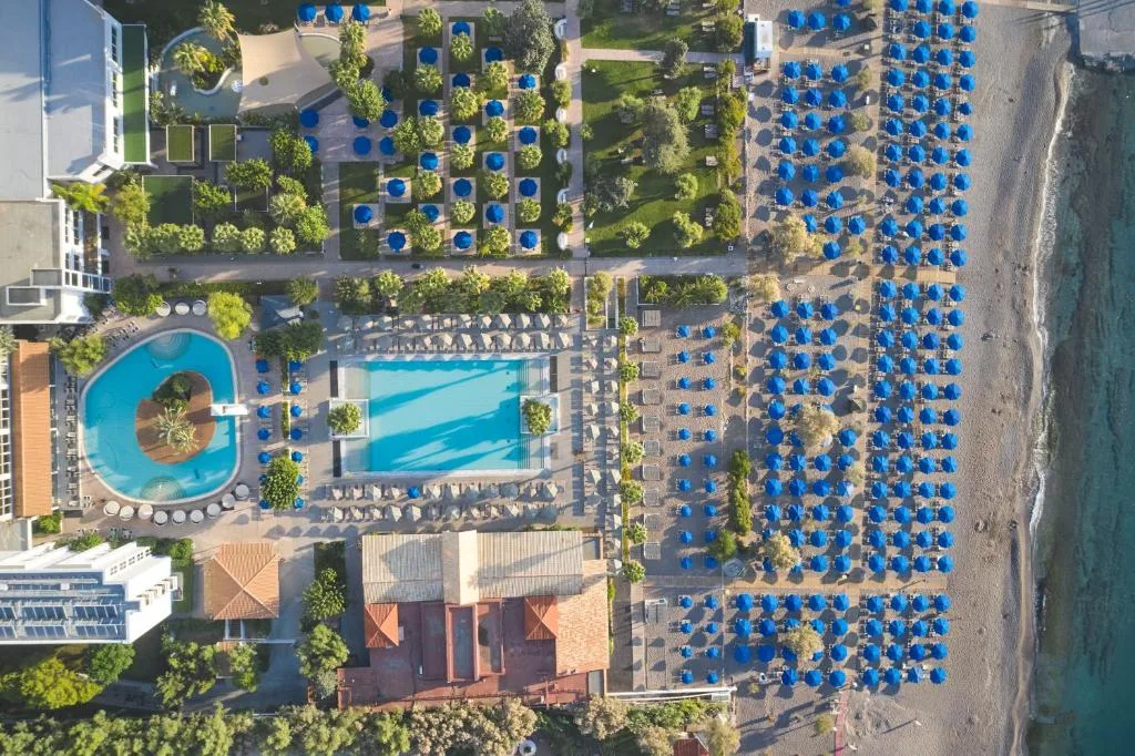 Esperides Beach Resort: another view