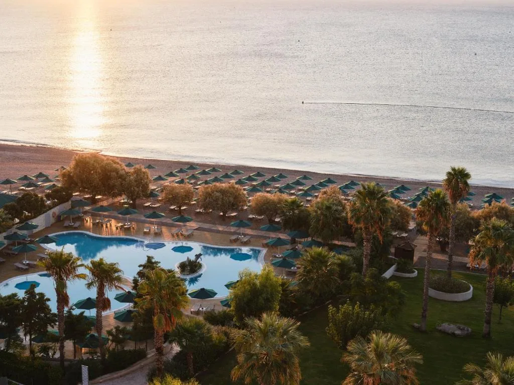 Esperos Mare Resort & Spa: another view
