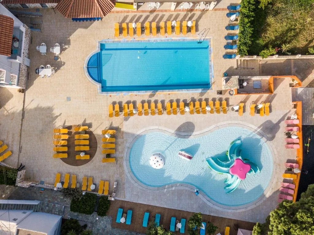 Eurohotel Katrin Hotel & Bungalows: another view