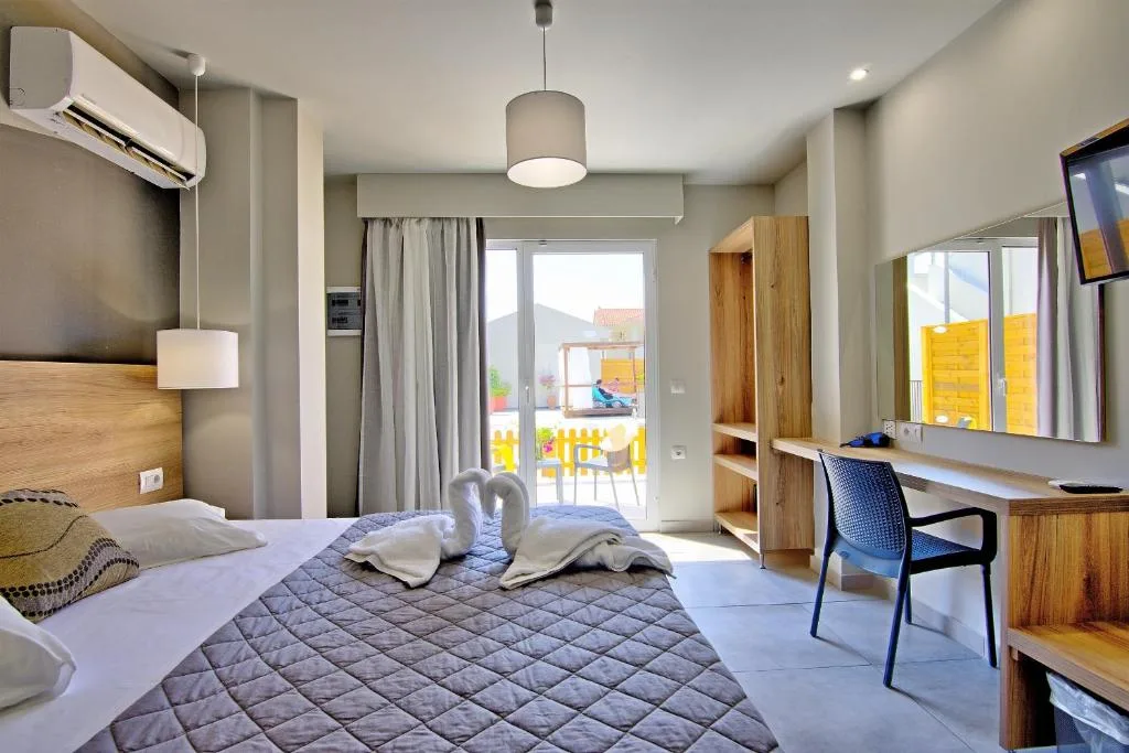 Exotica Hotel & Spa by Zante Plaza: another view