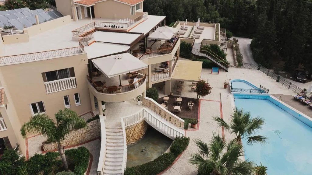 Gerakas Belvedere Hotel & Spa: another view