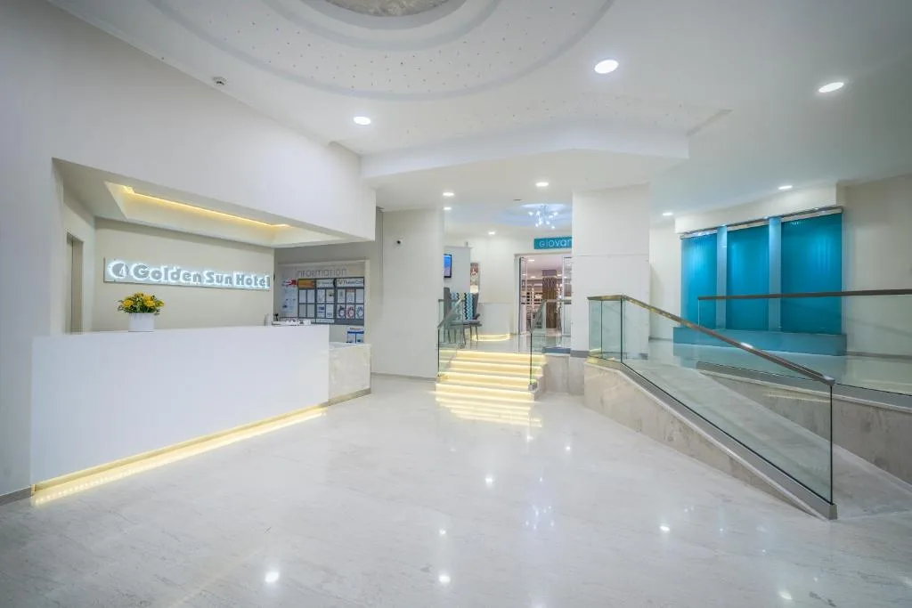 Golden Sun Hotel: another view