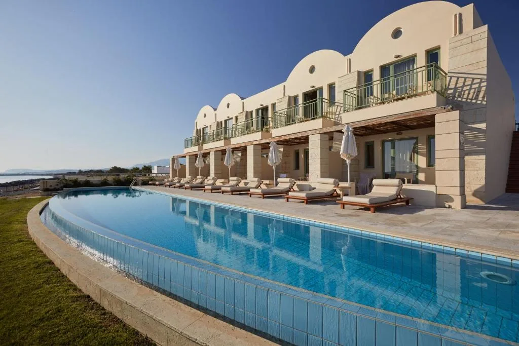 Giannoulis Grand Bay Beach Resort: another view