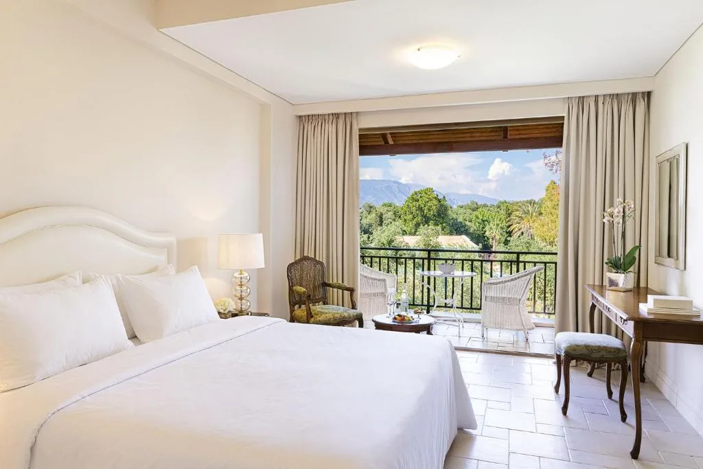 Grecotel Eva Palace: another view