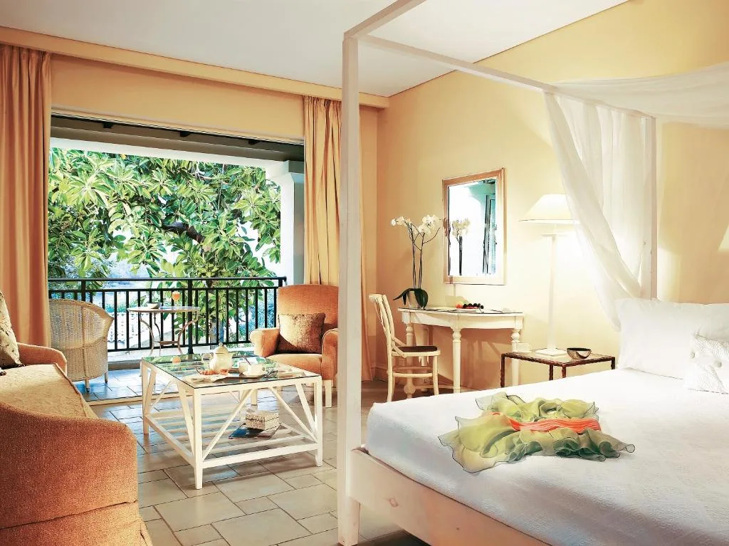 Grecotel Eva Palace: another view