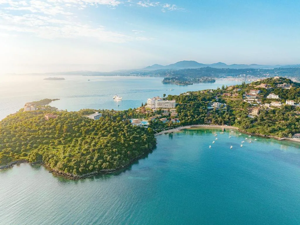 Grecotel Eva Palace: another view