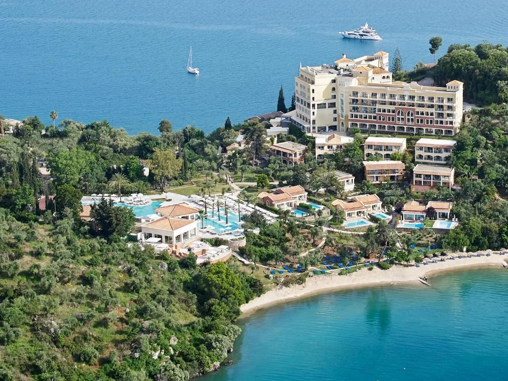Grecotel Eva Palace: another view