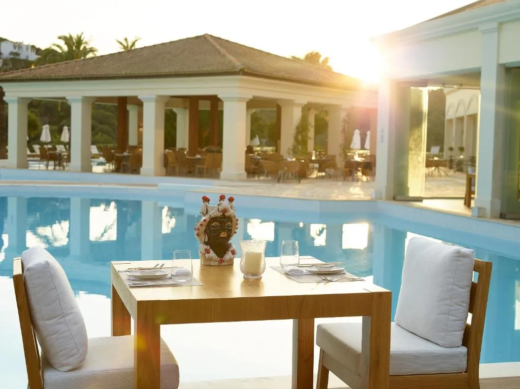 Grecotel Eva Palace: another view