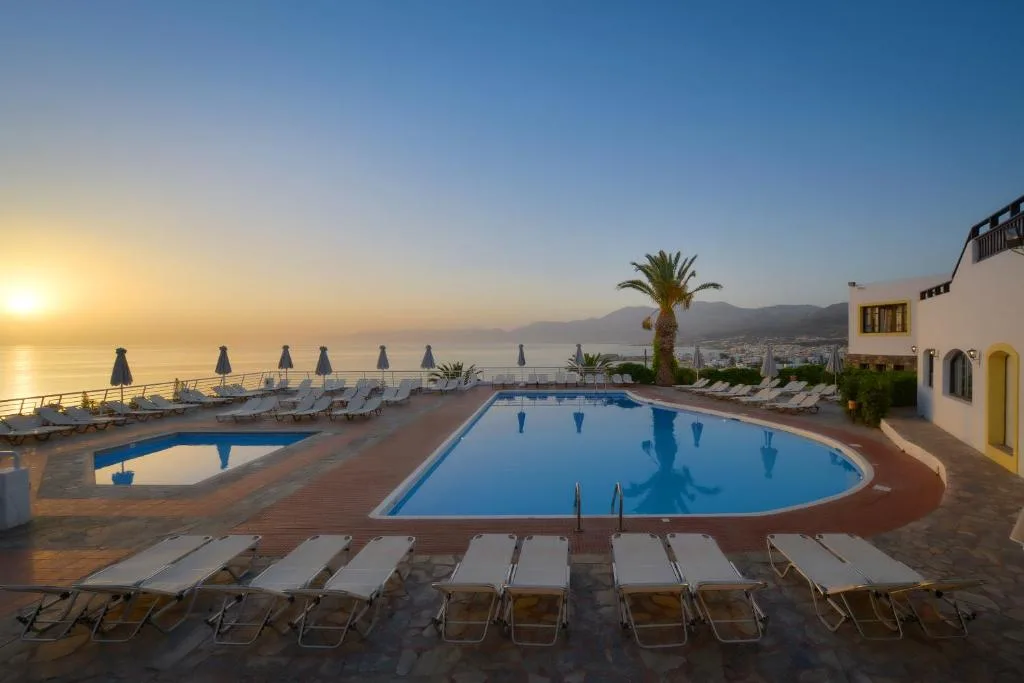 Hersonissos Village Hotel & Bungalows: another view
