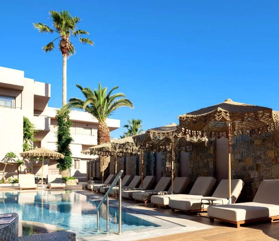High Beach Resort: another view
