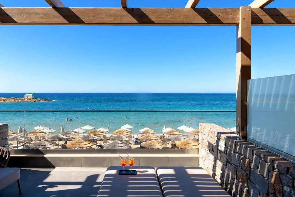 High Beach Resort: another view