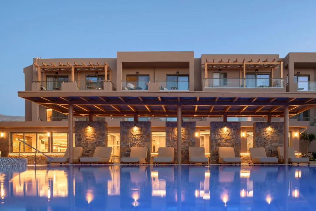 High Beach Resort: another view