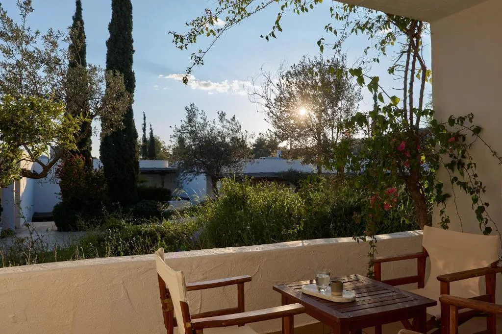 Hydra Beach Resort: another view