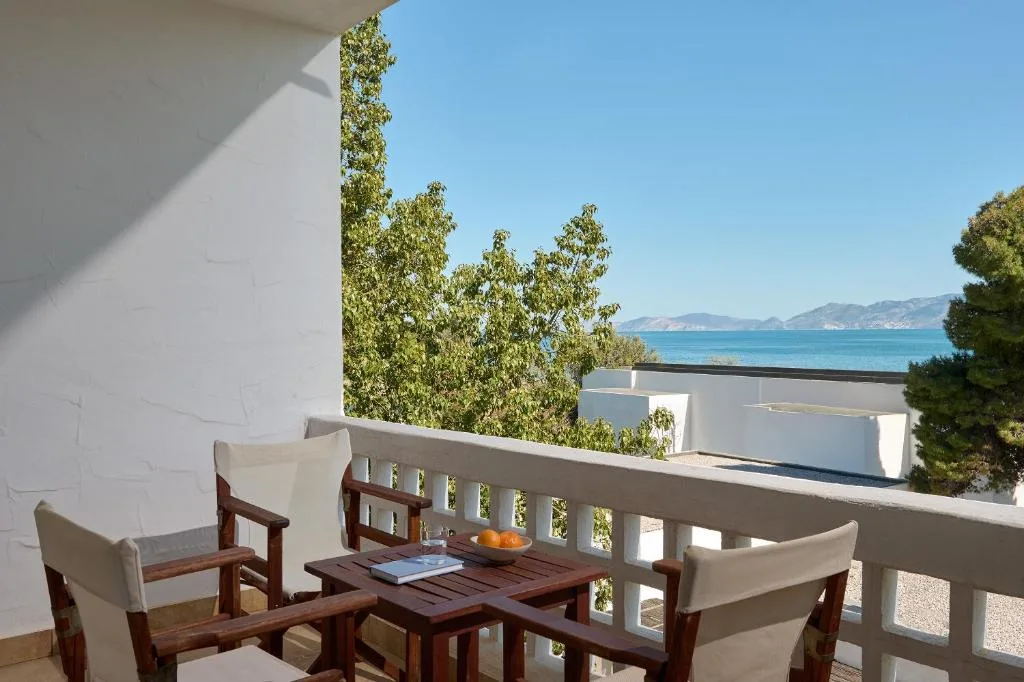 Hydra Beach Resort: another view