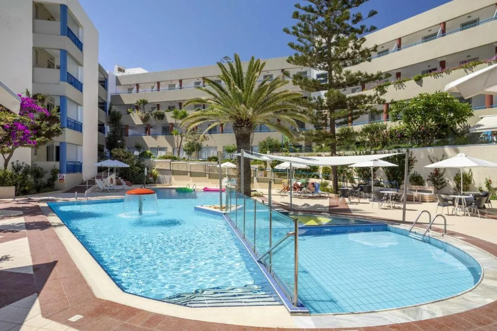 Ibiscos Garden Hotel: another view