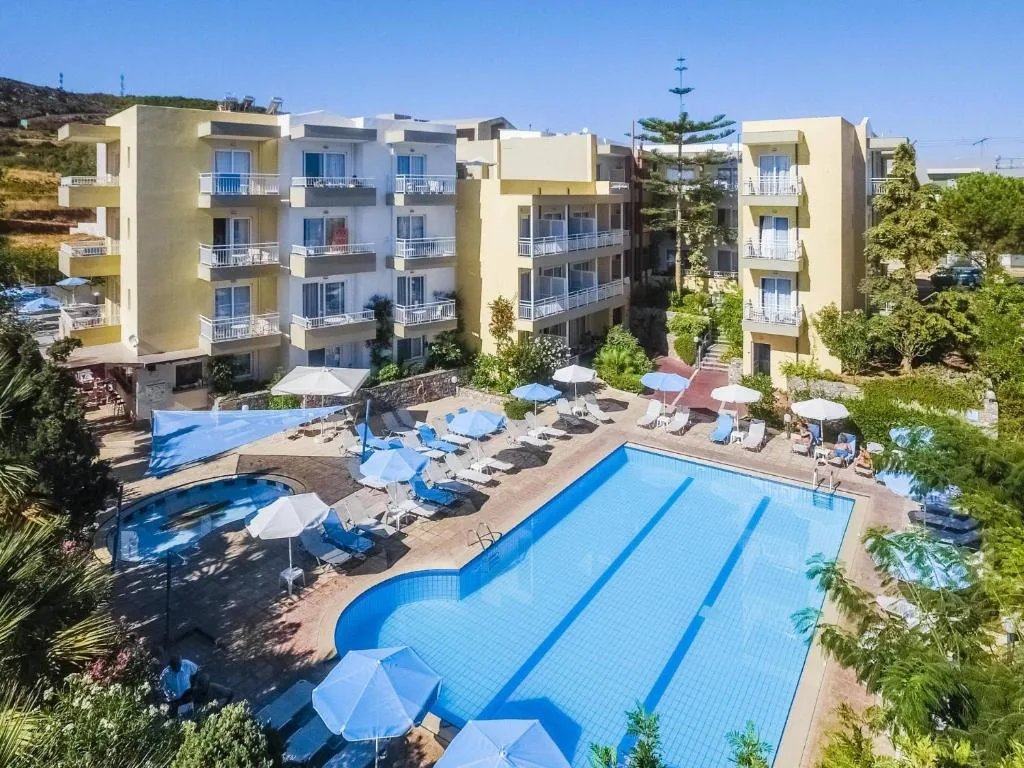 Ibiscos Garden Hotel: another view