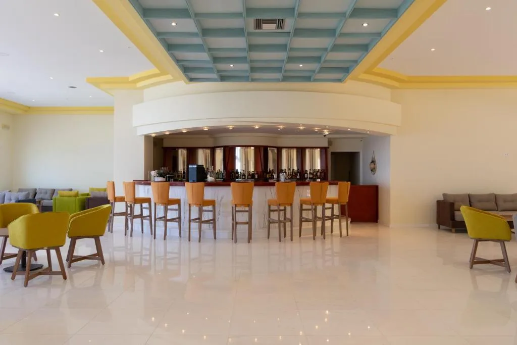 Ibiscus Corfu Hotel: another view