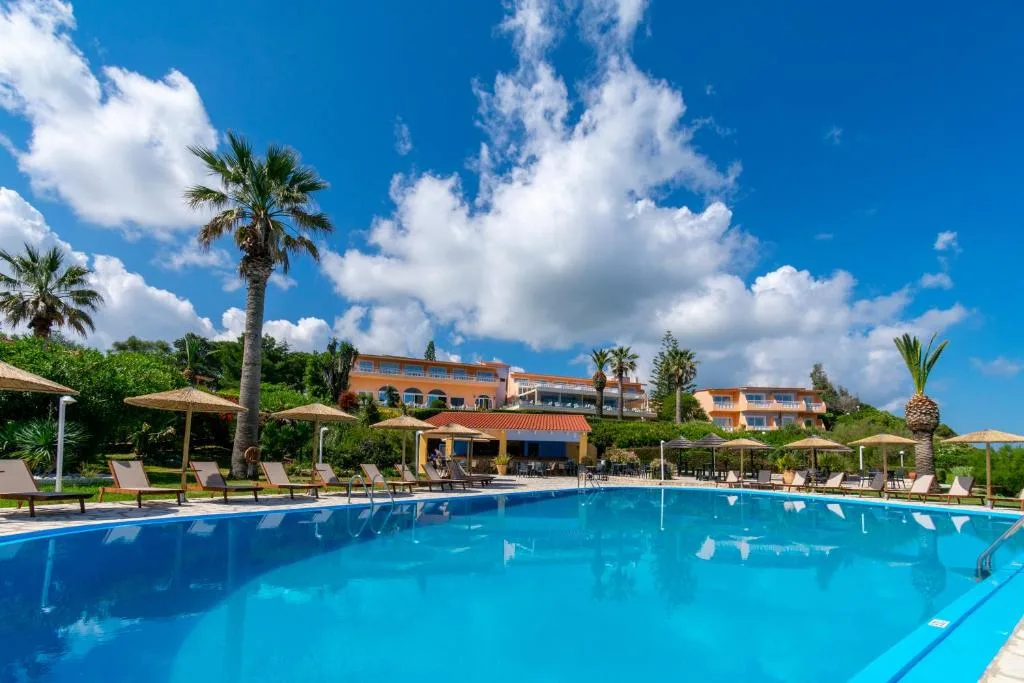 Ibiscus Corfu Hotel: another view