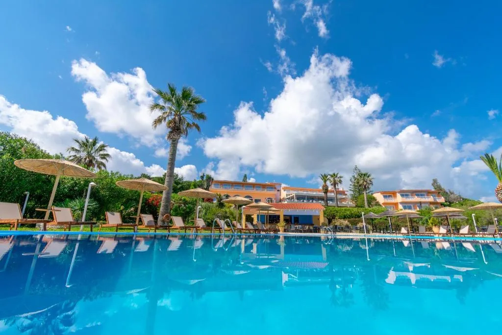 Ibiscus Corfu Hotel: another view