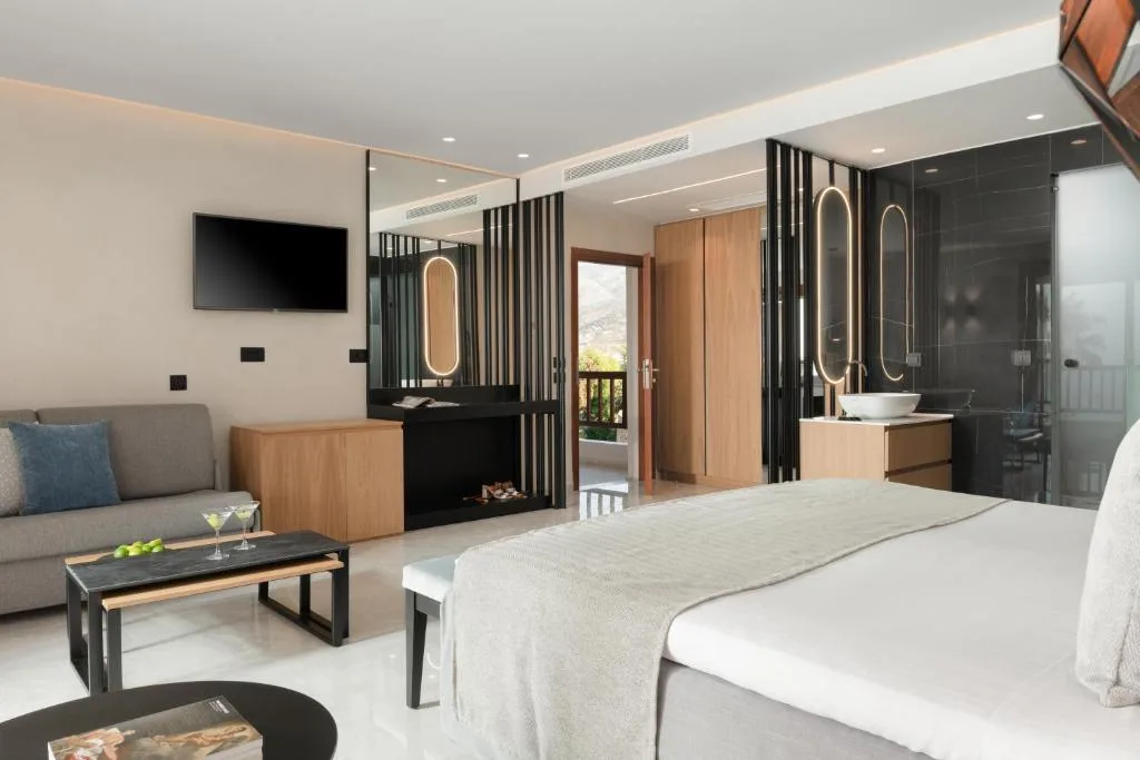 Ikaros Beach Luxury Resort & Spa: another view