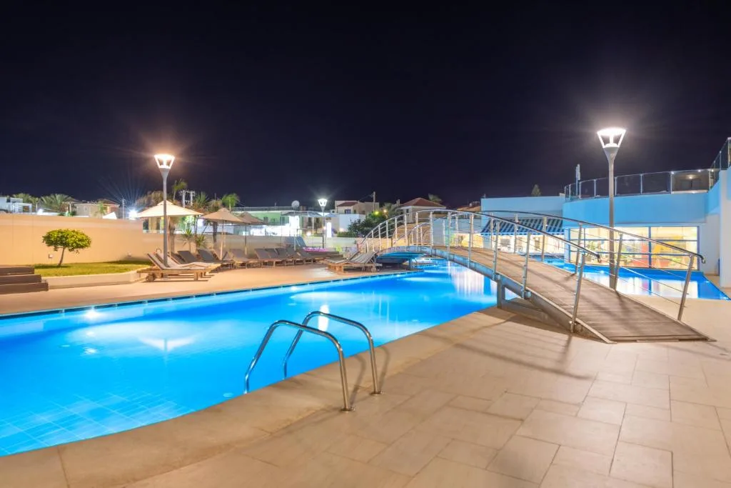 Iolida Beach Resort Hotel by Smile Hotels: another view