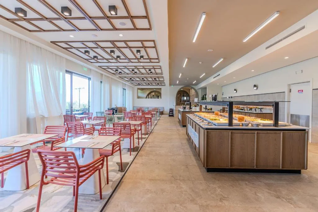 Iolida Corfu Resort by Smile Hotels: another view