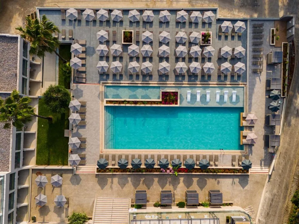 Iolida Corfu Resort by Smile Hotels: another view