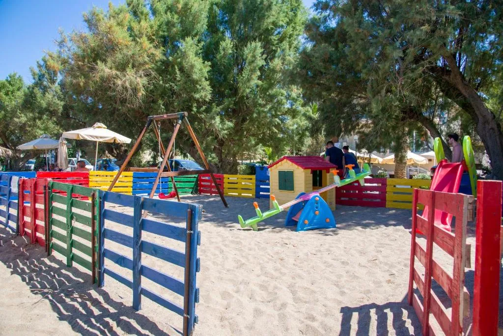 Kalyves Beach Hotel: another view