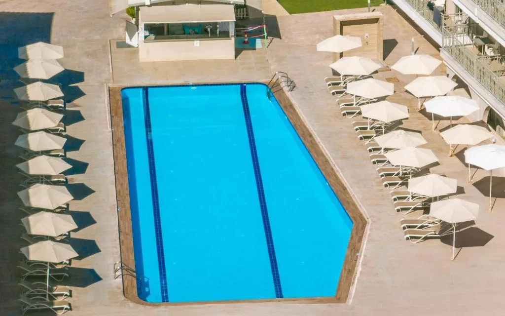 Karras Grande Resort: another view