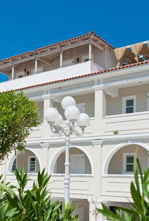 Klelia Beach Hotel by Zante Plaza: another view