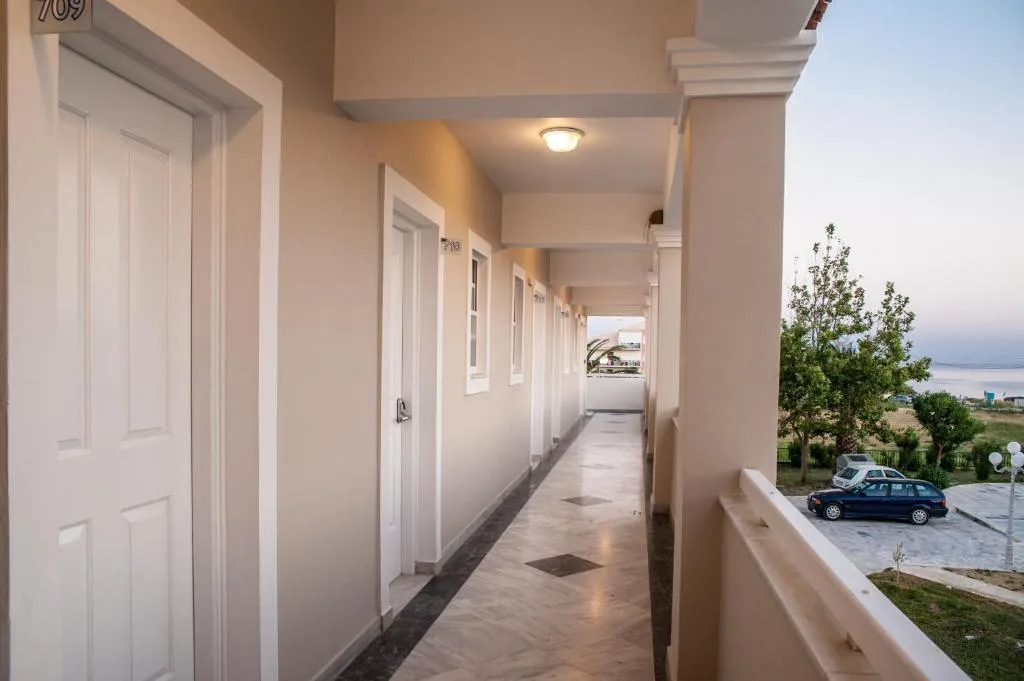 Klelia Beach Hotel by Zante Plaza: another view