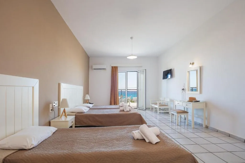 Koni Village Hotel: another view