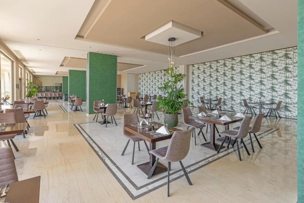 KRESTEN ROYAL Euphoria Resort: another view