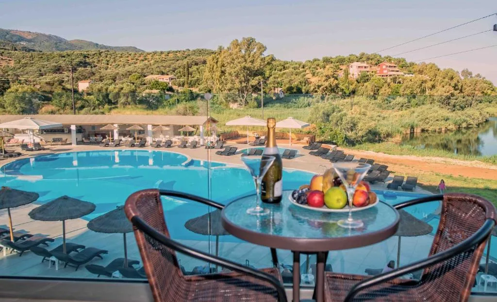 Laguna Holiday Resort: another view