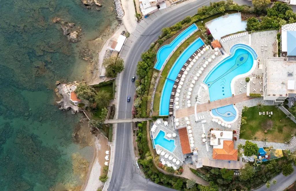 Leptos Panorama Hotel: another view