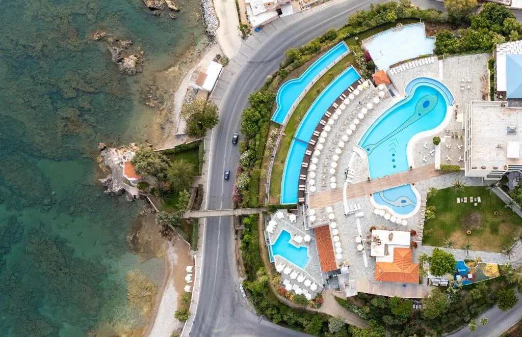 Leptos Panorama Hotel: another view