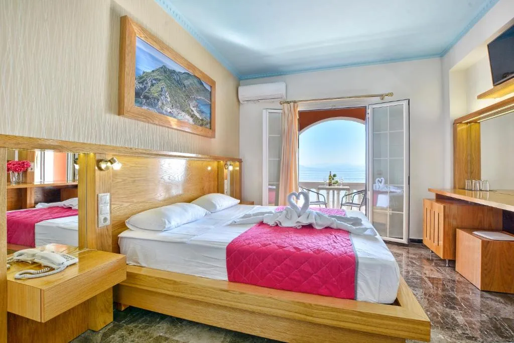 Lido Corfu Sun Hotel: another view