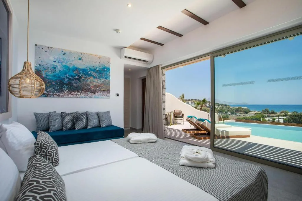 Lindos Bay Hotel: another view
