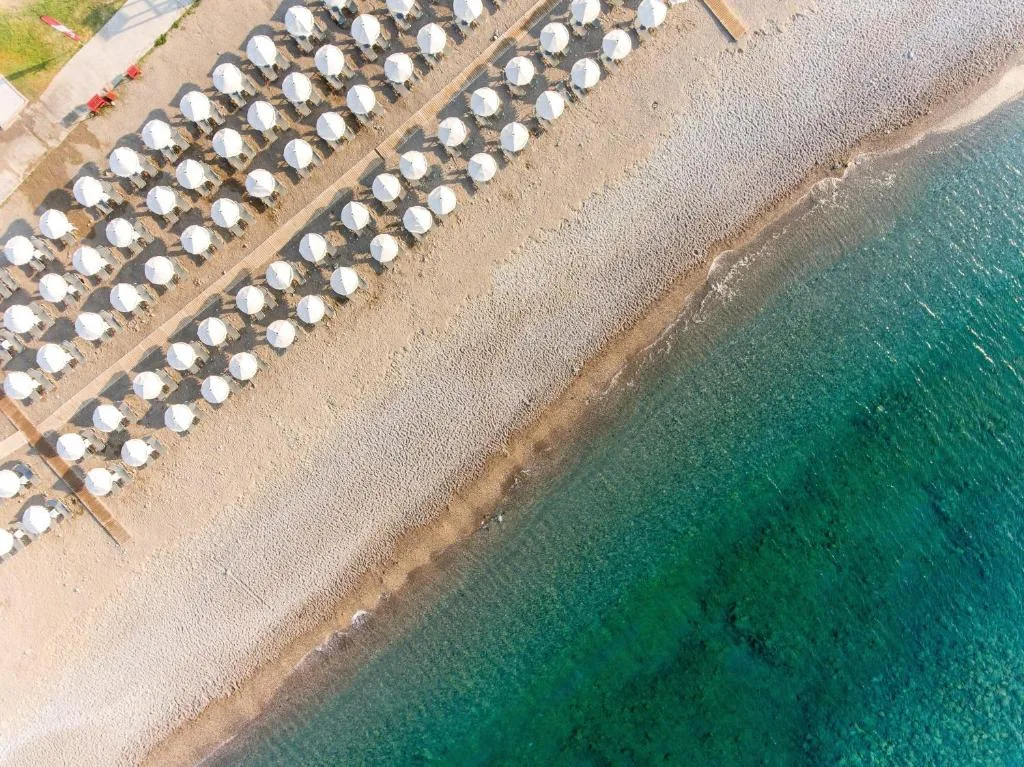 Lindos Breeze Beach Hotel: another view